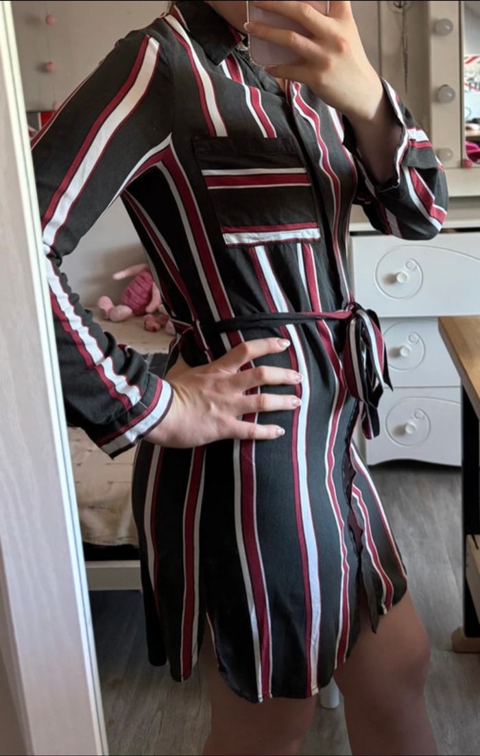 Robe ceinturée à rayures Taille M - photo numéro 3
