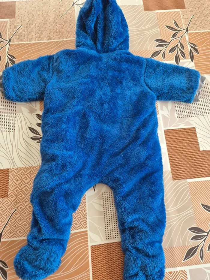 Sur pyjama - photo numéro 4