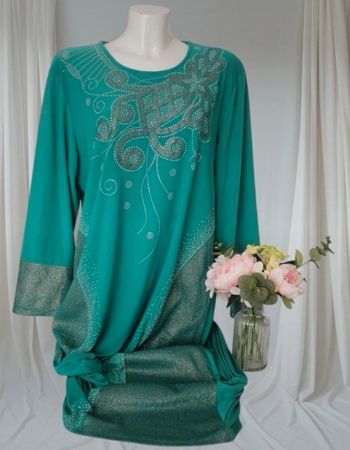 💚🤍Jolie Robe Oriental 💚🤍