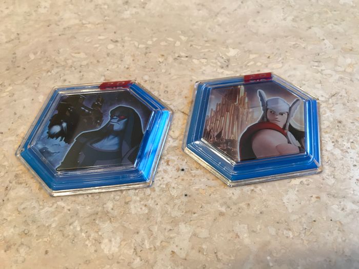 "DISNEY INFINITY - LOT DE 2 POWER DISC 2.0 - MARVEL - RONAN & THOR"