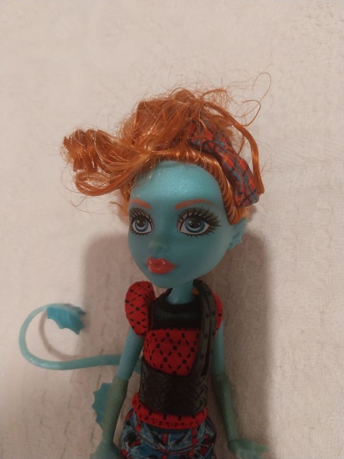 Poupée Lorna McNessie Monster High Monster Exchange Mattel G1 Échange Monstrueux - photo numéro 3