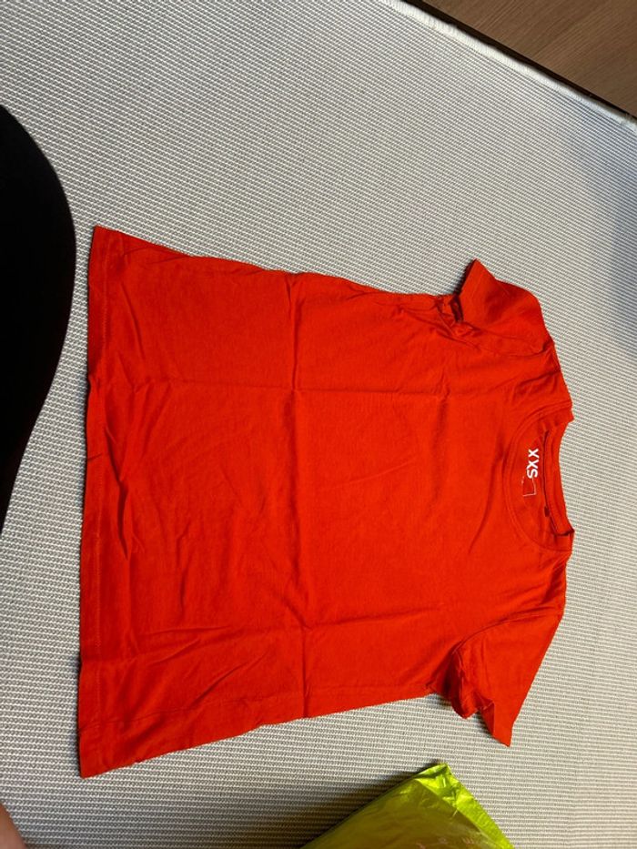 Tee shirt
