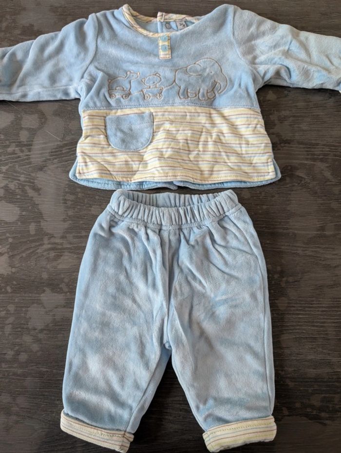 Ensemble épais tout doux éléphant