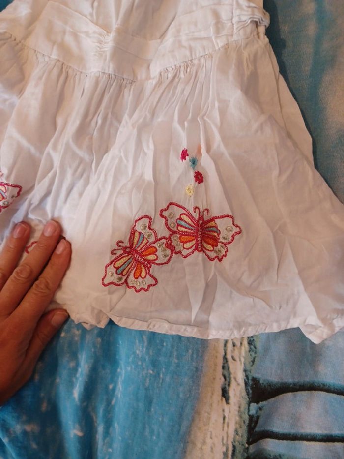 Robe blanche 6 mois - photo numéro 2