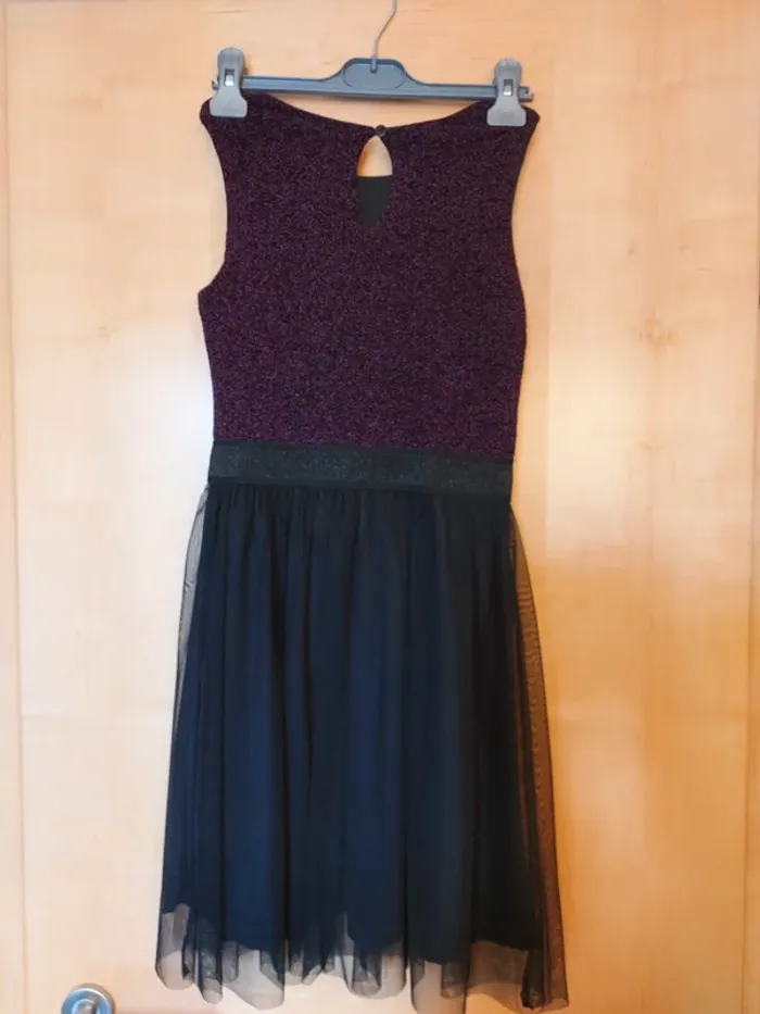 Robe de fête pailletée - photo numéro 3