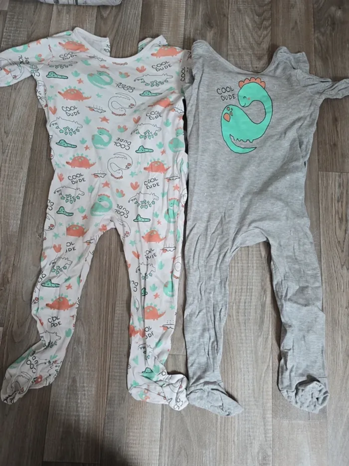 Lot taille 23 mois - photo numéro 3