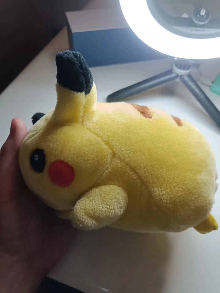 Peluche pikachu vintage - photo numéro 4