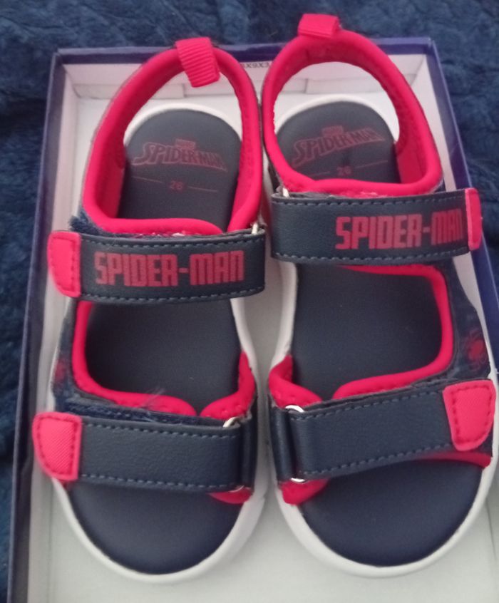 Sandale a scratch lumineuses spiderman