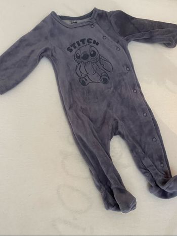 Pyjama stitch 3 mois