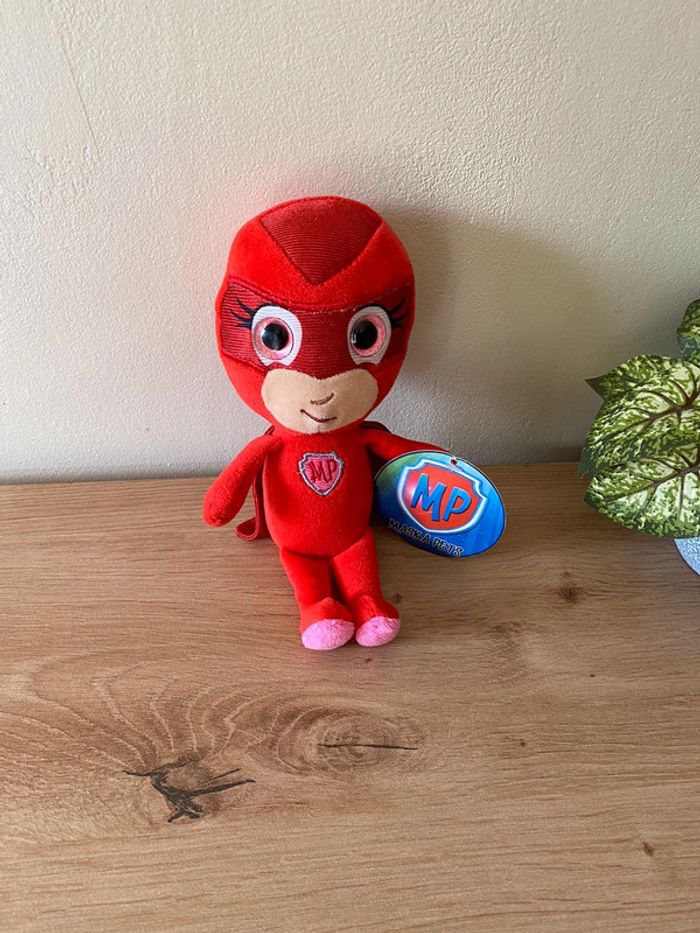 Doudou peluche pj mask rouge maska pets Neuf
