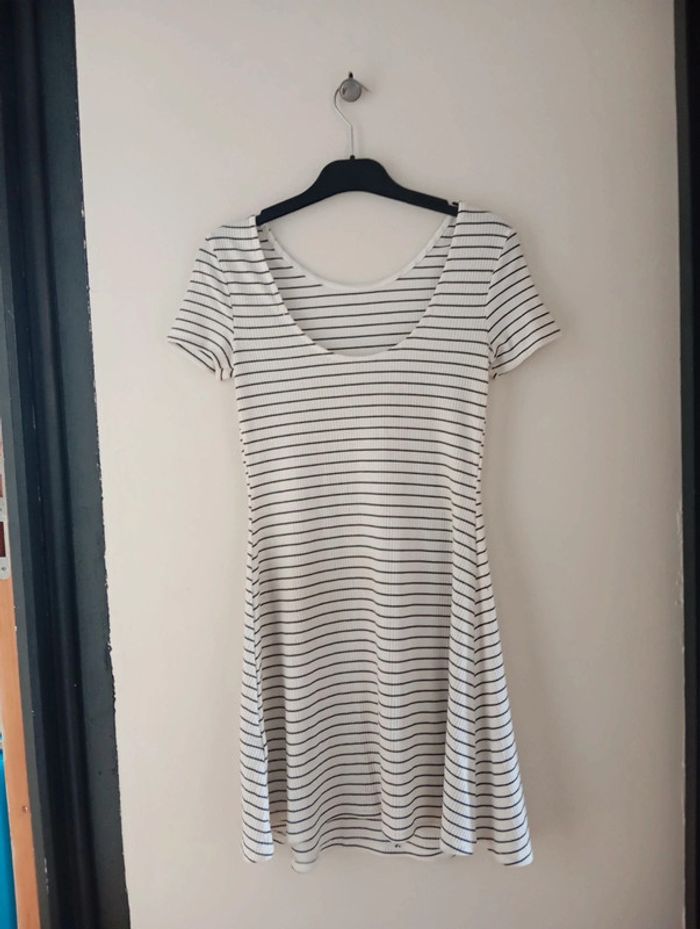 Robe été forme danseuse style marinière taille S - photo numéro 4