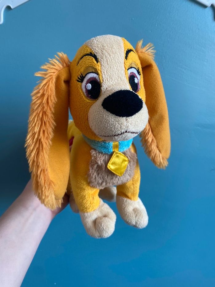 Peluche lady la belle et le clochard Disney