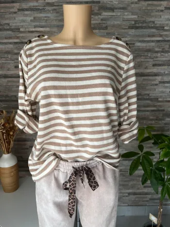 Pull camel et blanc marinière