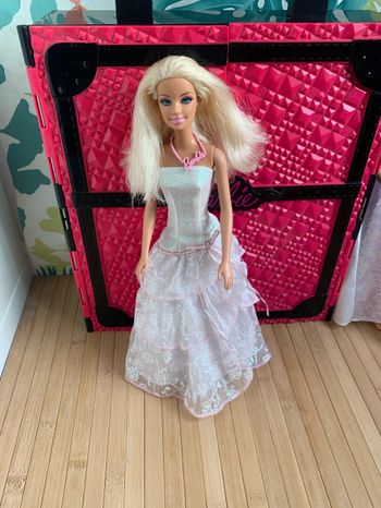 Poupee barbie vintage mariée