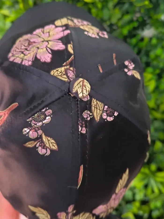 Casquette à fleurs brodée femme - photo numéro 6