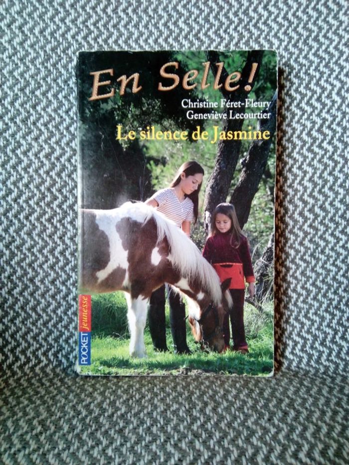 Le Silence de Jasmine/ En selle ! T.10 - Pocket Jeunesse