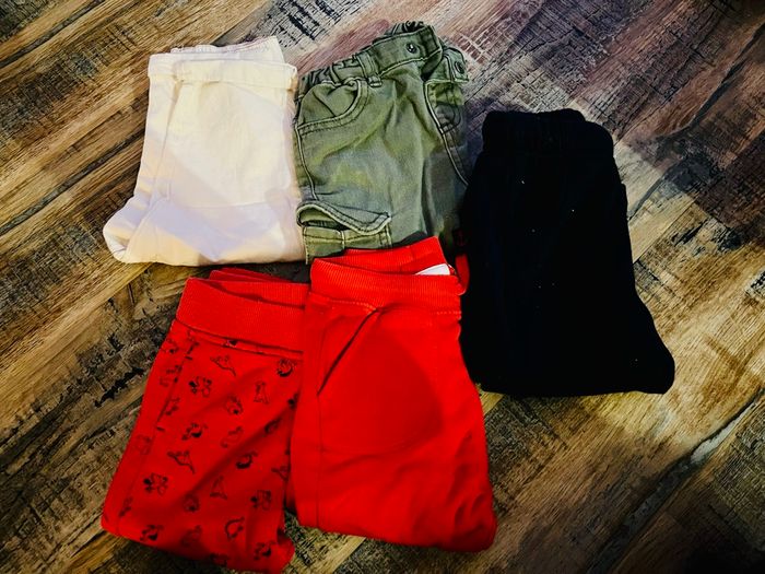 Lot pantalon 18 mois
