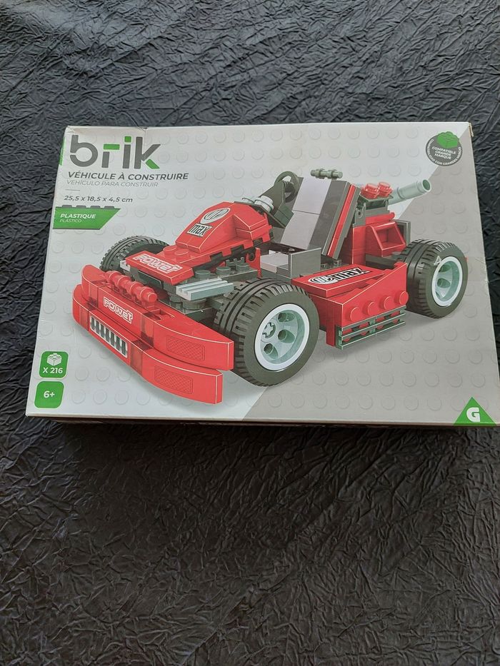 Véhicule à construire style lego - photo numéro 4