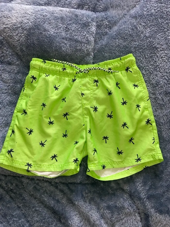 Short de bain vert fluo