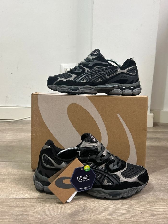 ASICS Gel-NYC Graphite Grey Black 42