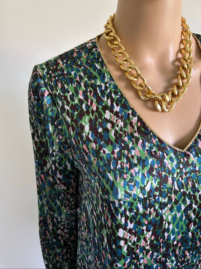 Blouse imprimée satinée à manches longues Only taille S jamais portée - photo numéro 4
