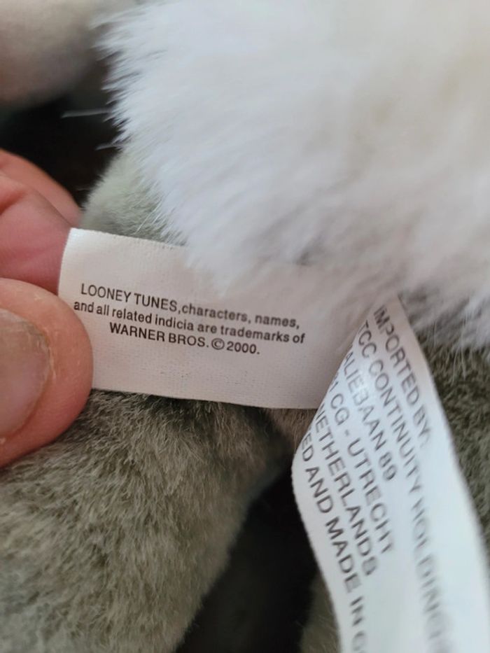 Vends peluche vintage 2000 bugs bunny  warner bros looney tunes - photo numéro 4