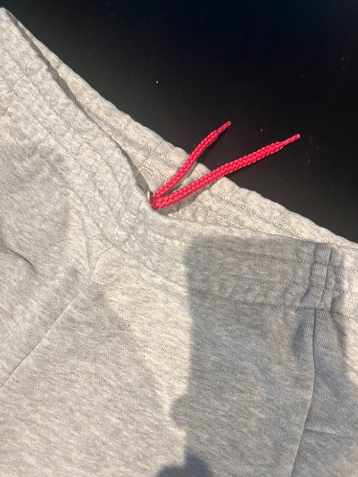 Pantacourt Short long Bermudas Adidas 13-14 ans 164 cm - photo numéro 3