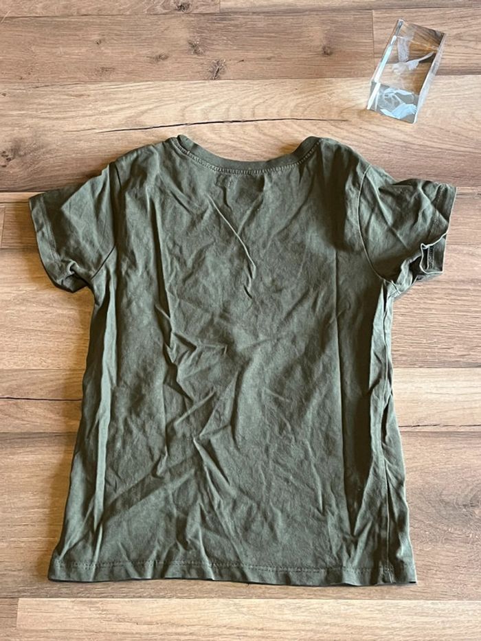 Je vend un tee shirt enfant garçon très bon état 6 ans 116 cm - photo numéro 2
