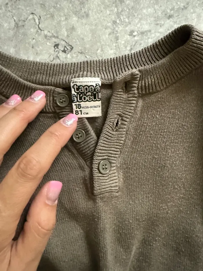 Lot de pulls et gilets - photo numéro 5