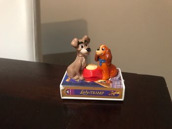 Figurine très rare la belle et le clochard