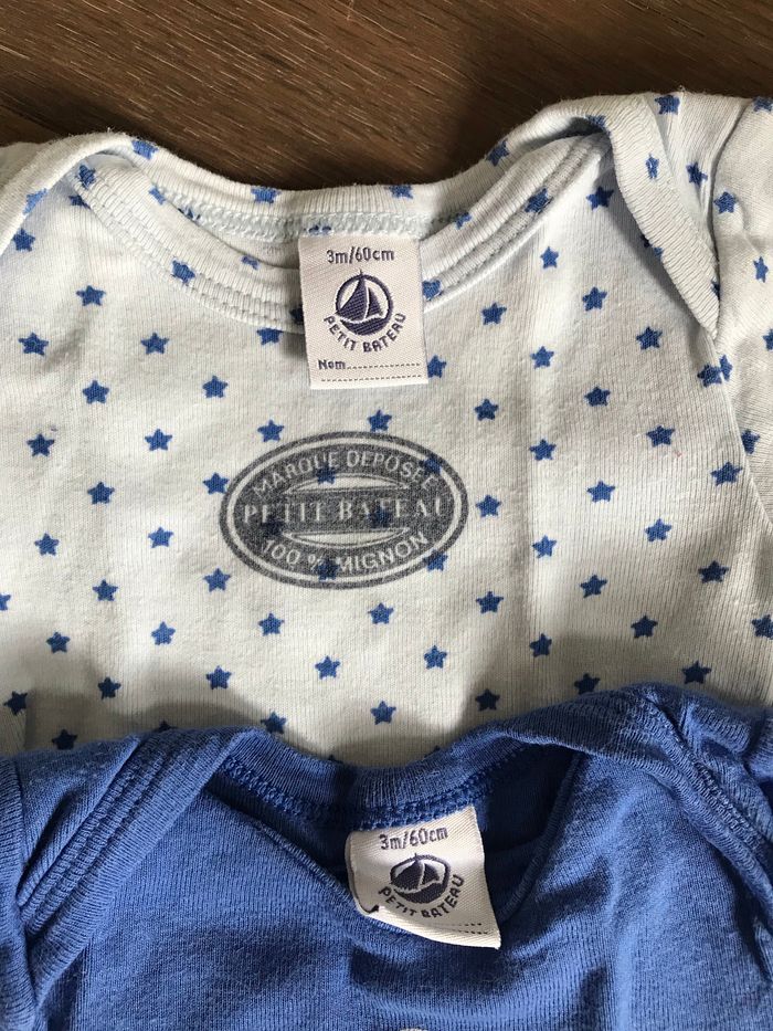 Lot de deux bodies - photo numéro 2