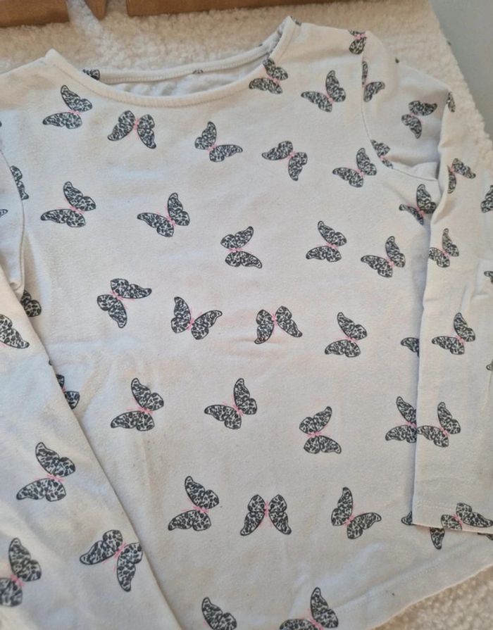 🦋 T-shirt Manche Longue blanc à motifs papillons 🦋 - photo numéro 4