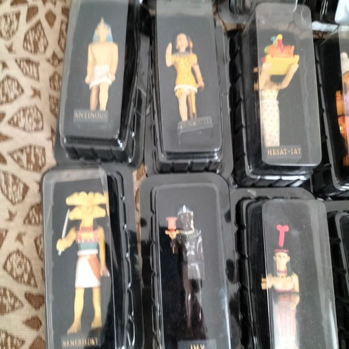 Figurines collection les mystères des dieux égyptiens - photo numéro 5