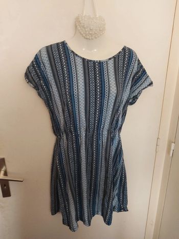 Robe d'été bleu à rayures taille 46/48