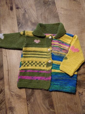 Gilet multicolore tricoté main