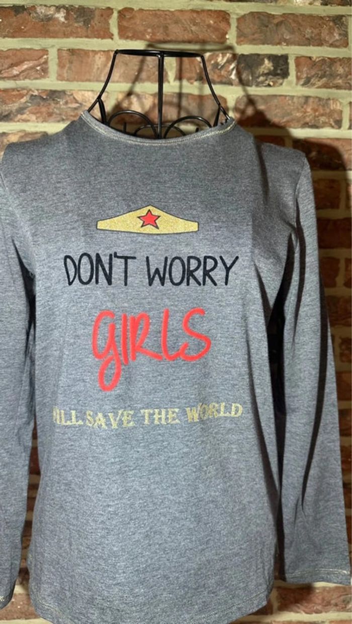 Haut gris à longues manches Etam x Wonder Woman Taille XS / 34 - photo numéro 2