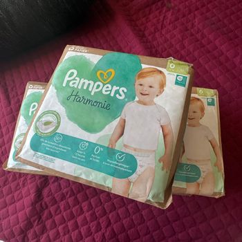 Lot de 3 paquets de couches Pampers harmonie taille 6