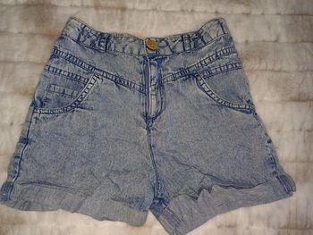 Superbe short en jean 8 ans fille