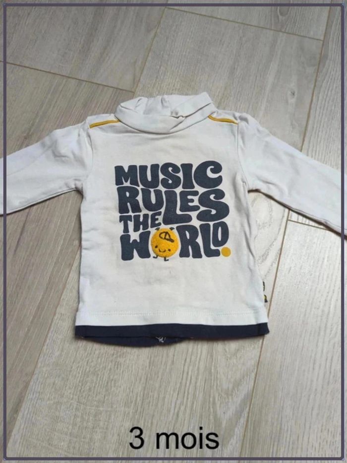 T shirt col roulé 3 mois