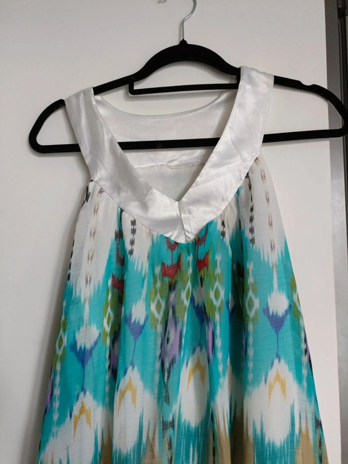 Robe/Tunique colorée Effet satiné et voilage Très bon état - photo numéro 4