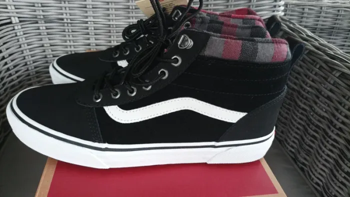 Sneakers Vans Ward HI Mte T41 neuves - photo numéro 4