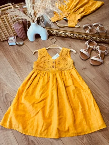Taille 8 ans robe d’été fille TAO moutarde Neuve * crochet * 🌸