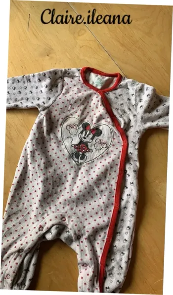 🛑pyjama minnie 9 mois🛑