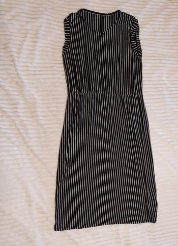 Robe rayures blanches et noires