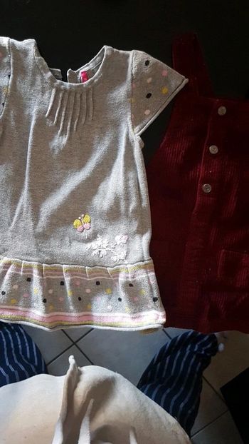 Lot de robes 12 mois