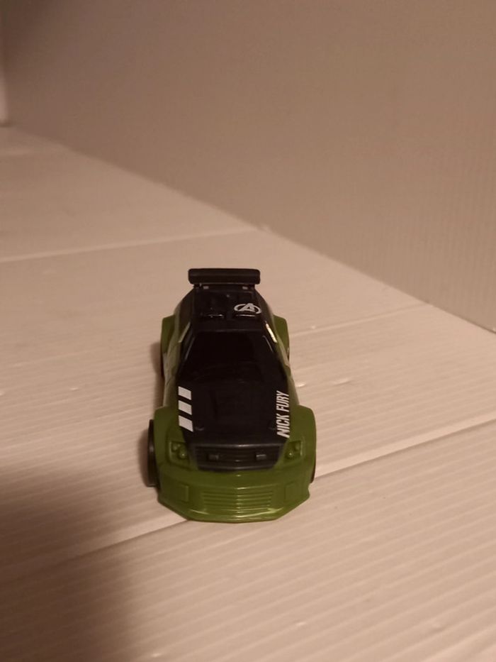 Majorette nick fury - photo numéro 2