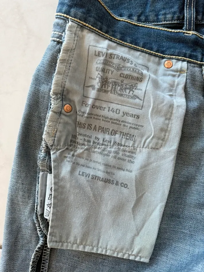 Short en jean Lévis 535 denim vintage USA taille 36 top état - photo numéro 13