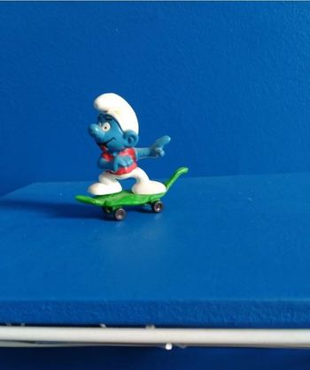 Schtroumpfs Peyo skateboard 1978

.