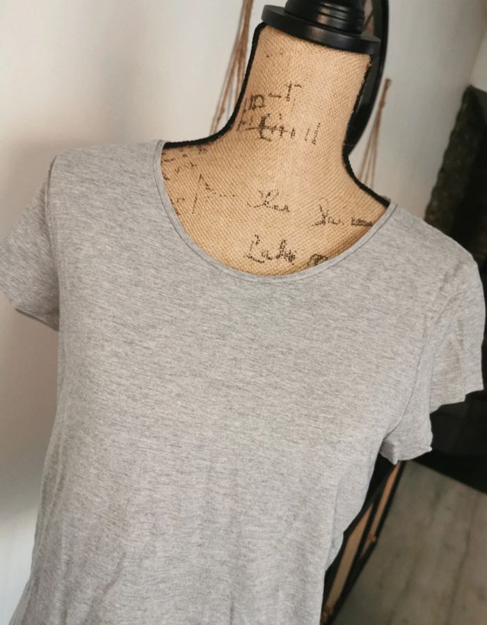 T-shirt. - photo numéro 2