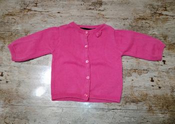 Joli gilet fine maille fille 3 mois